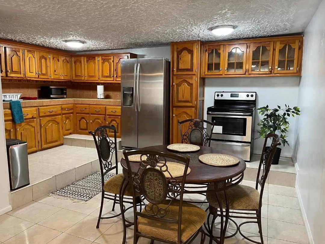 15000 Sq Ft 7 Bedroom House With Pool And Ocean View Silver Sands Hébergement de vacances